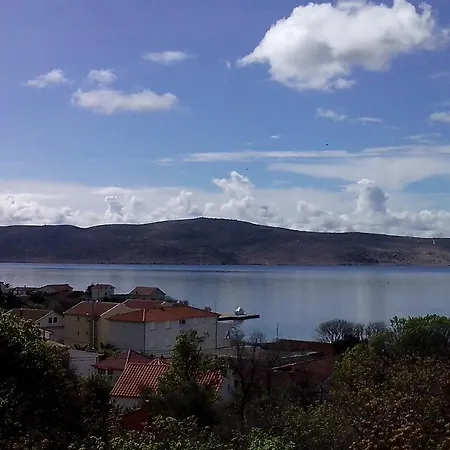 Vukelic * Starigrad Paklenica