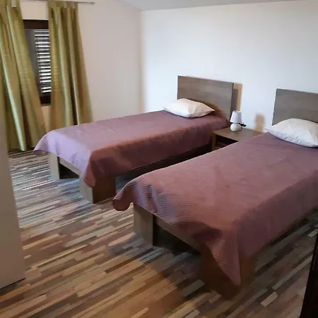 Apartment Vukelic *
