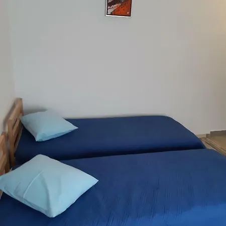 Vukelic * Starigrad Paklenica