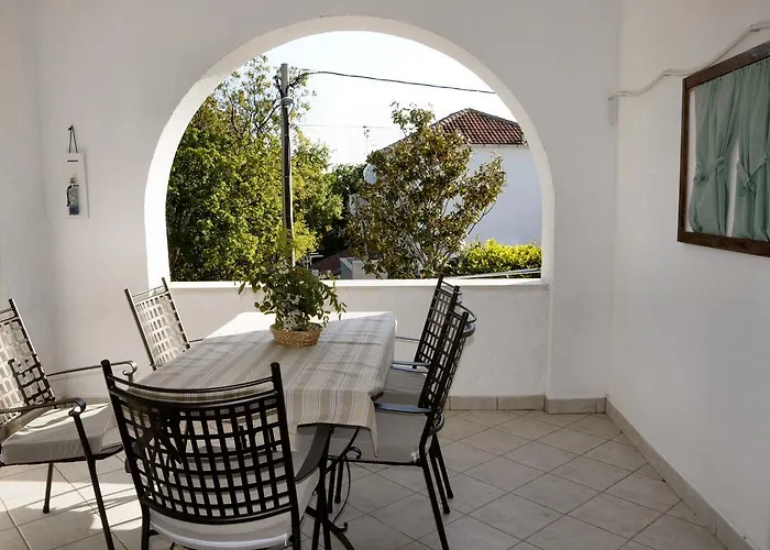 Vukelic * Starigrad Paklenica