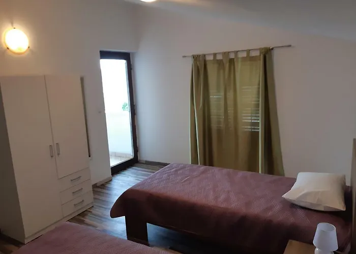 Vukelic Starigrad Paklenica